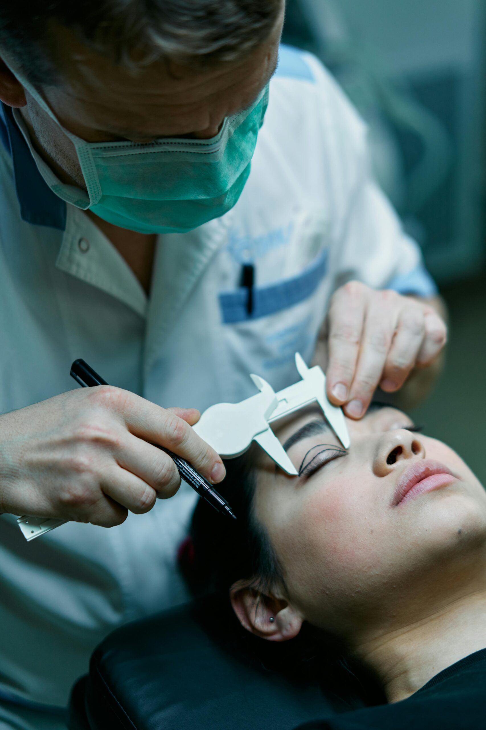 How to Qualify for Eyelid Surgery: 6 Proven Steps for Success